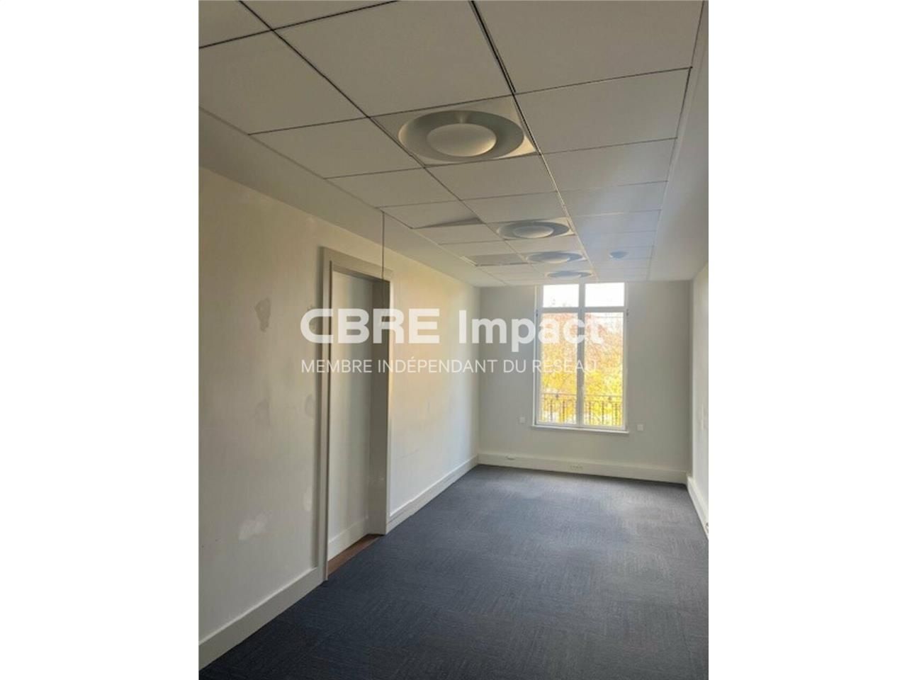 Bureaux de 96 m² environ à louer à proximité de la gare de Reims