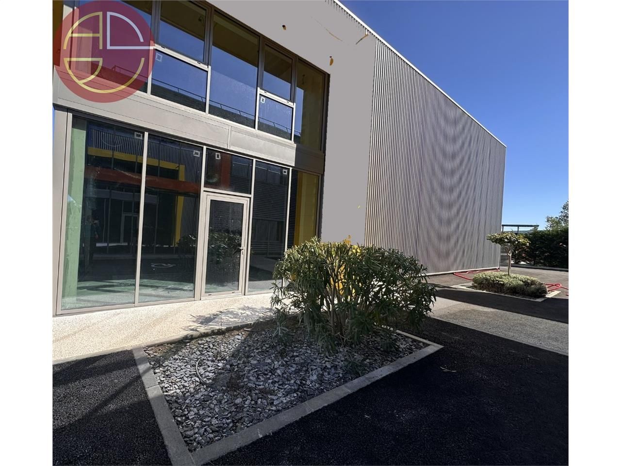 Location local 580 m² à COLOMIERS