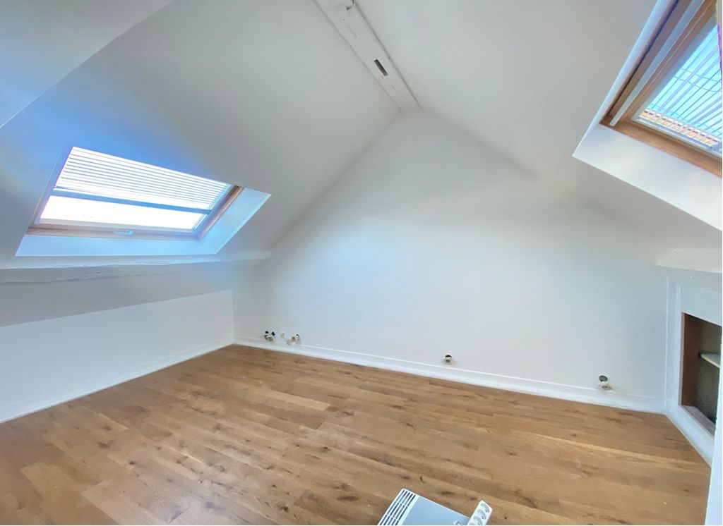 Location bureaux 125 m² non divisibles