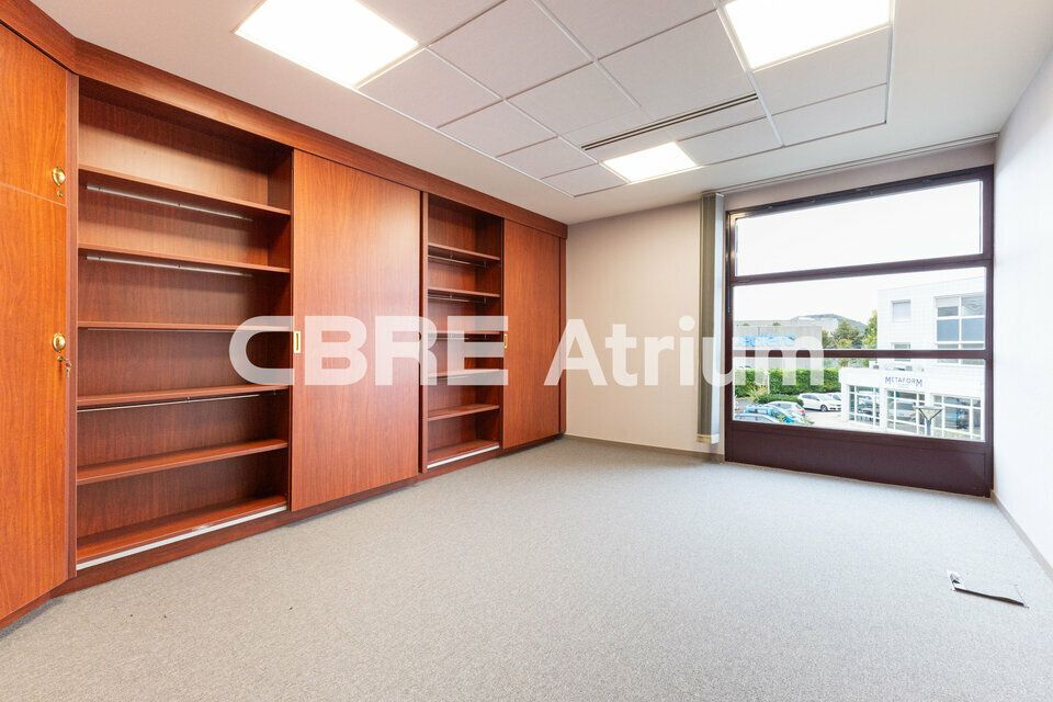 Location bureaux 250 m² non divisibles