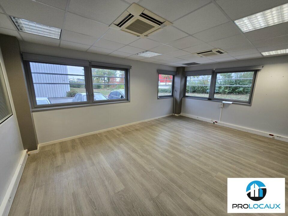 Location bureaux 105 m² non divisibles
