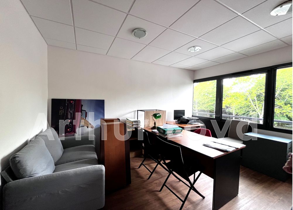 Location bureaux 108.00 m² à CAEN