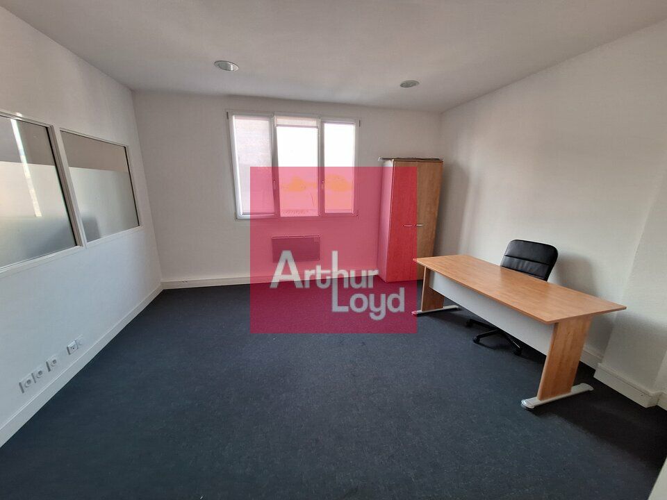 CLERMONT-FERRAND A LOUER BUREAUX  50M²