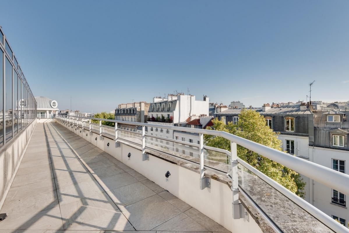 Location bureaux 2121 m² divisibles à partir de 306 m²