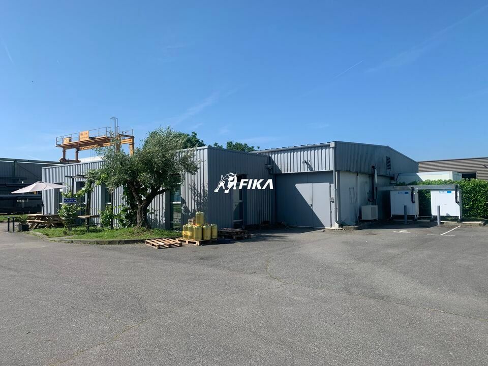 Vente local d''activites 400 m² non divisibles