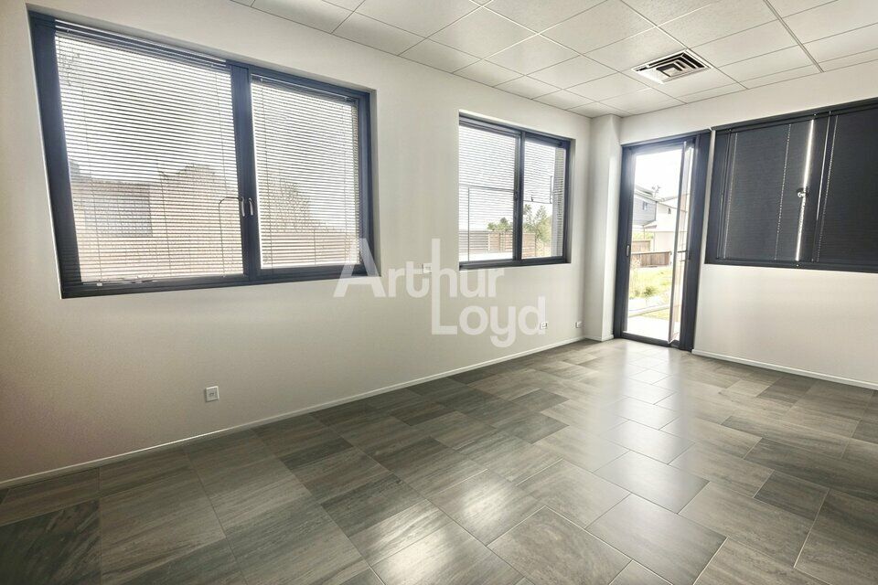 Location bureaux 60 m² non divisibles