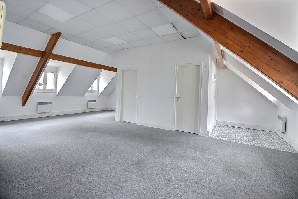 Location bureaux 67 m² non divisibles