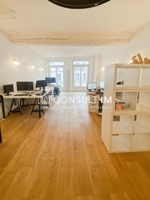 Location bureaux 55 m² non divisibles