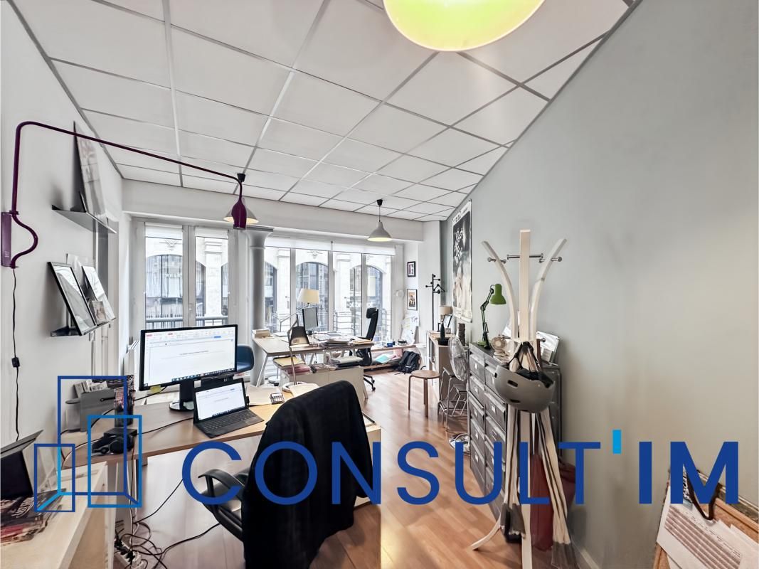 Location bureaux 100 m² divisibles à partir de 100 m²