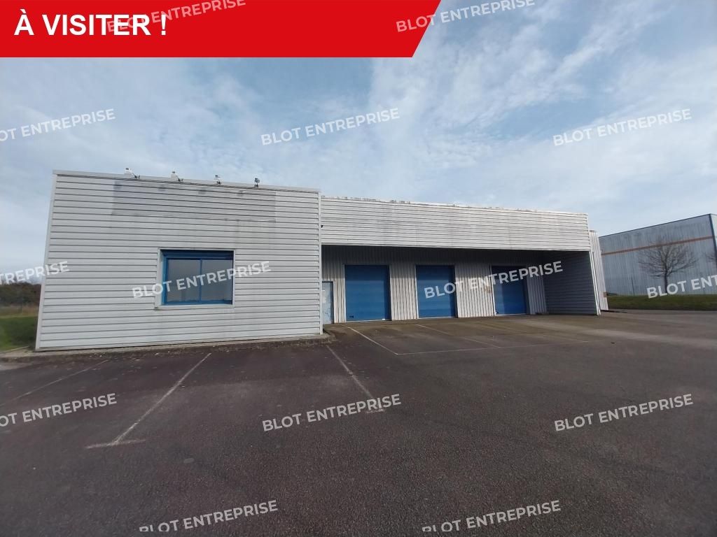 Location entrepôts 450 m² non divisibles