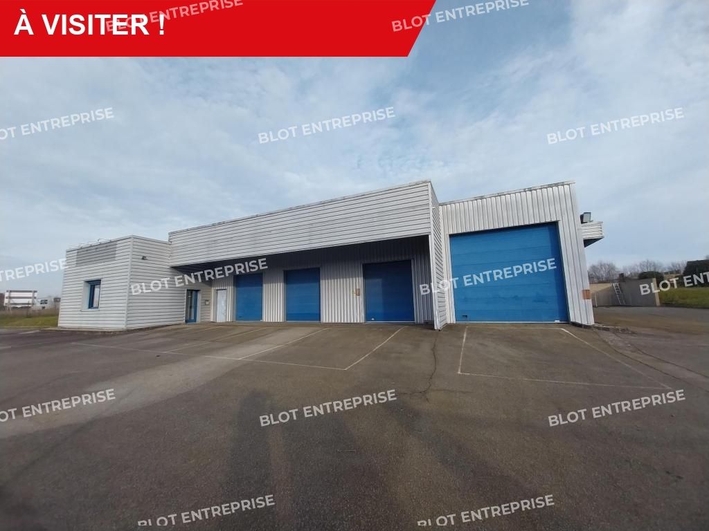 Location entrepôts 450 m² non divisibles