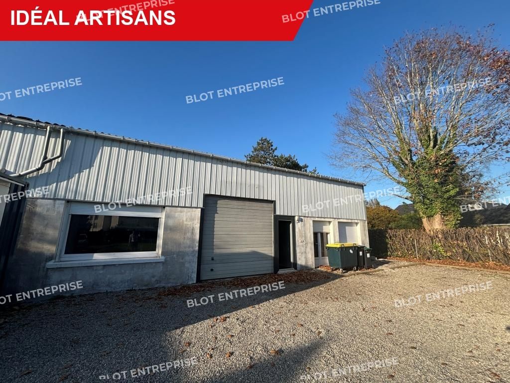 Location entrepôts 308 m² non divisibles