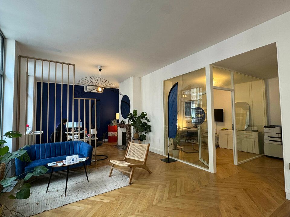 TOURS HYPERCENTRE BUREAUX A LOUER 76 M² PROXIMITE HALLES ET TRAMWAY