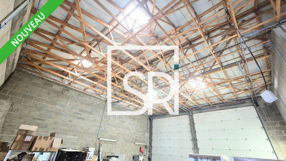 Location entrepot 192 m² non divisibles