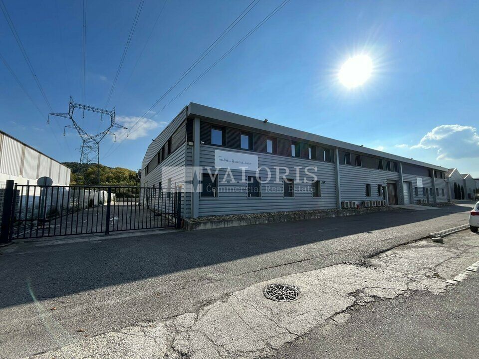 Location local d''activites 545 m² non divisibles
