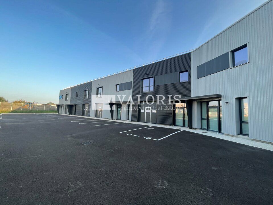 Location local d''activites 176 m² non divisibles
