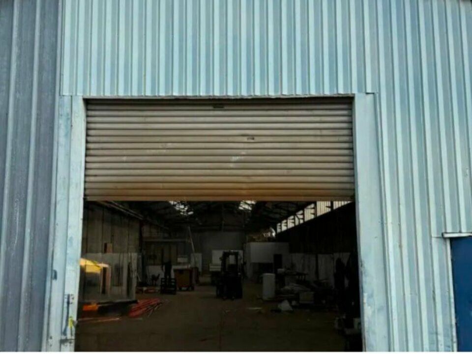 Local d'activités de 560 m² à louer à Sandouville (76) – Proche du Havre