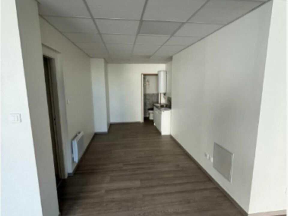 Location bureaux 200 m² non divisibles