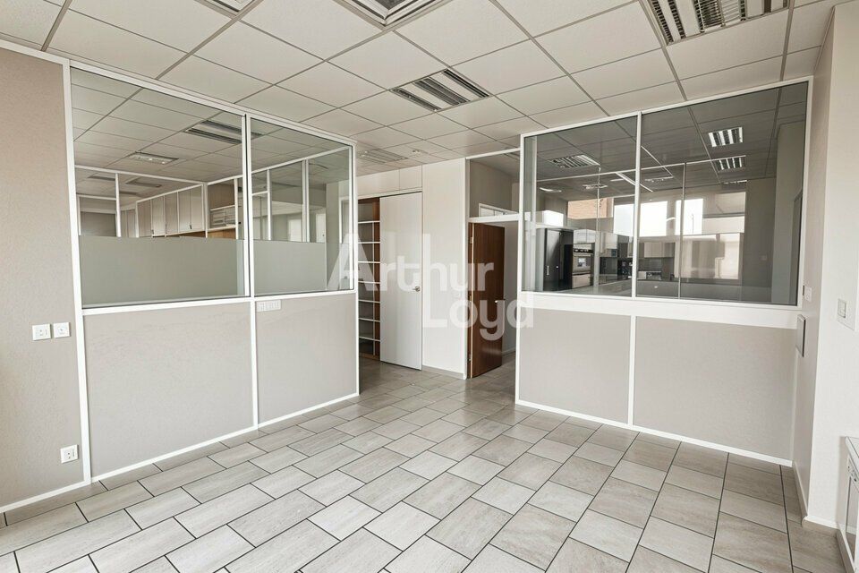 Vente local commercial 122 m² non divisibles