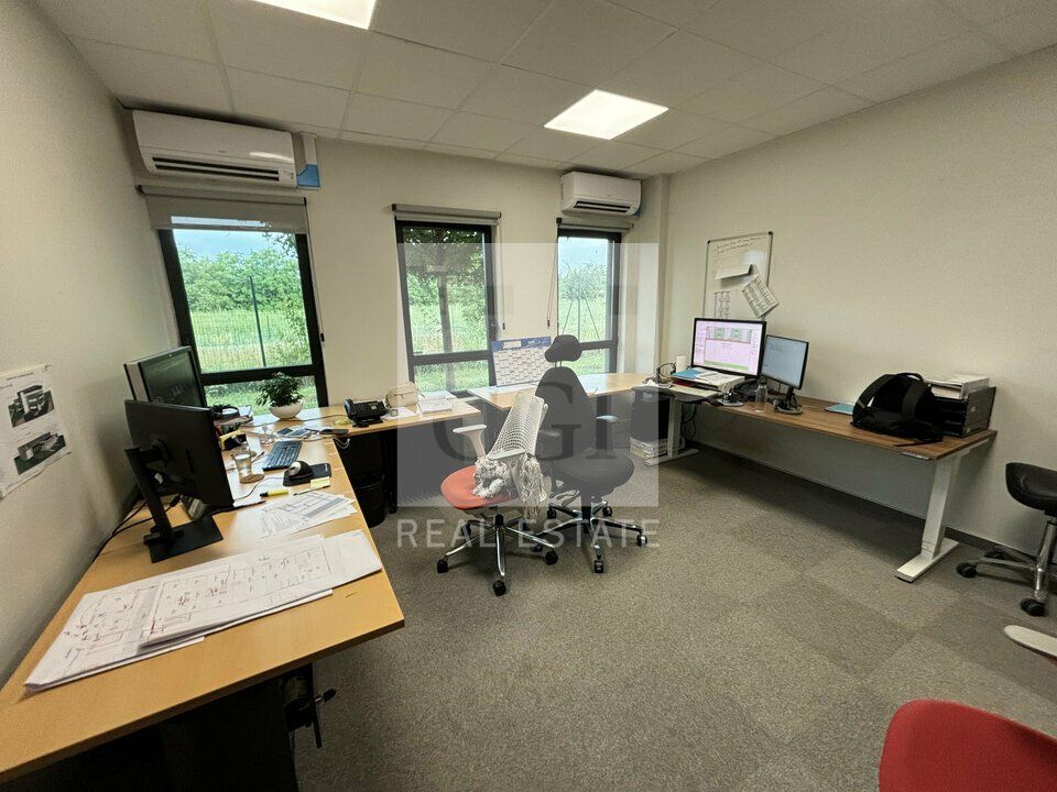 À VENDRE – BUREAUX NEUFS DE 289 m² ENVIRON – ST-PRIEST (EST LYONNAIS)
