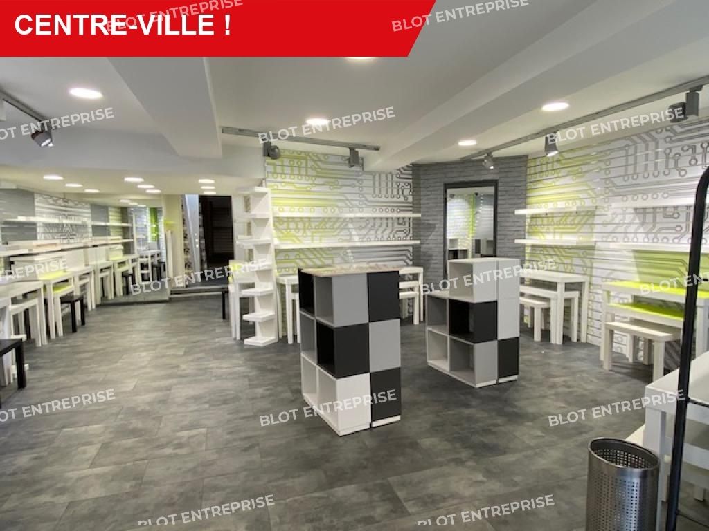 Vente local commercial 139 m² non divisibles
