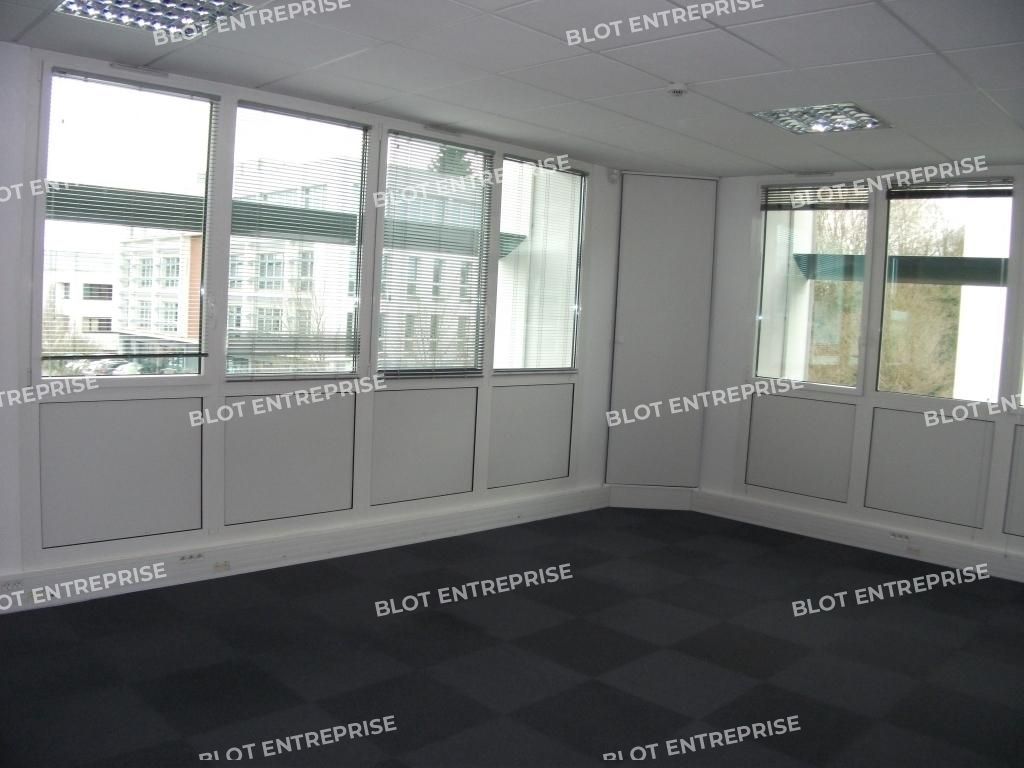 Vente bureaux 235 m² non divisibles