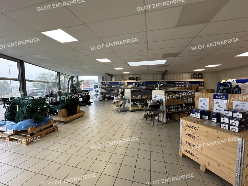 Location local commercial 630 m² non divisibles