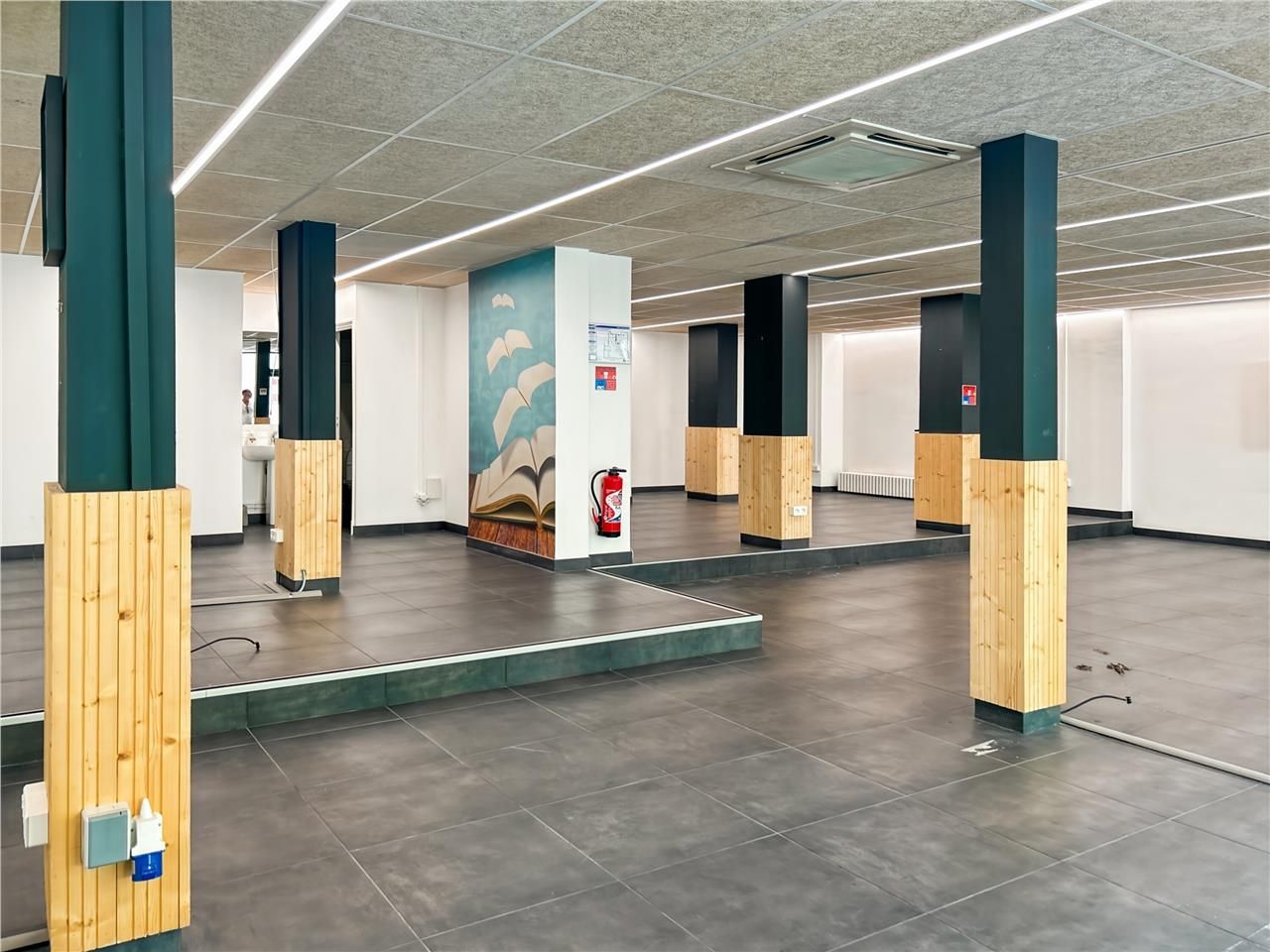 Location bureaux 165 m² non divisibles