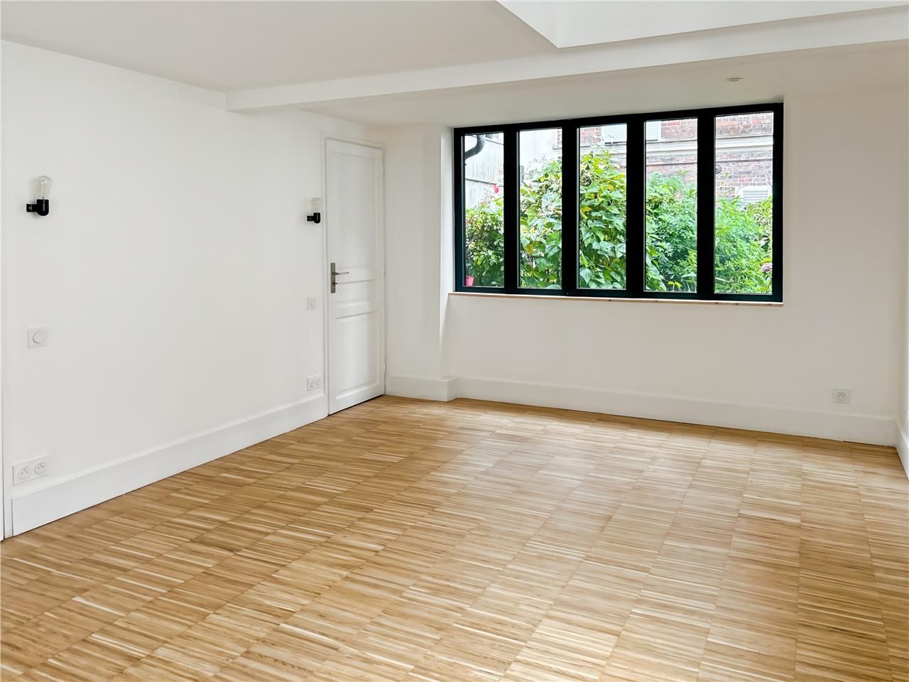 Location bureaux 150 m² non divisibles