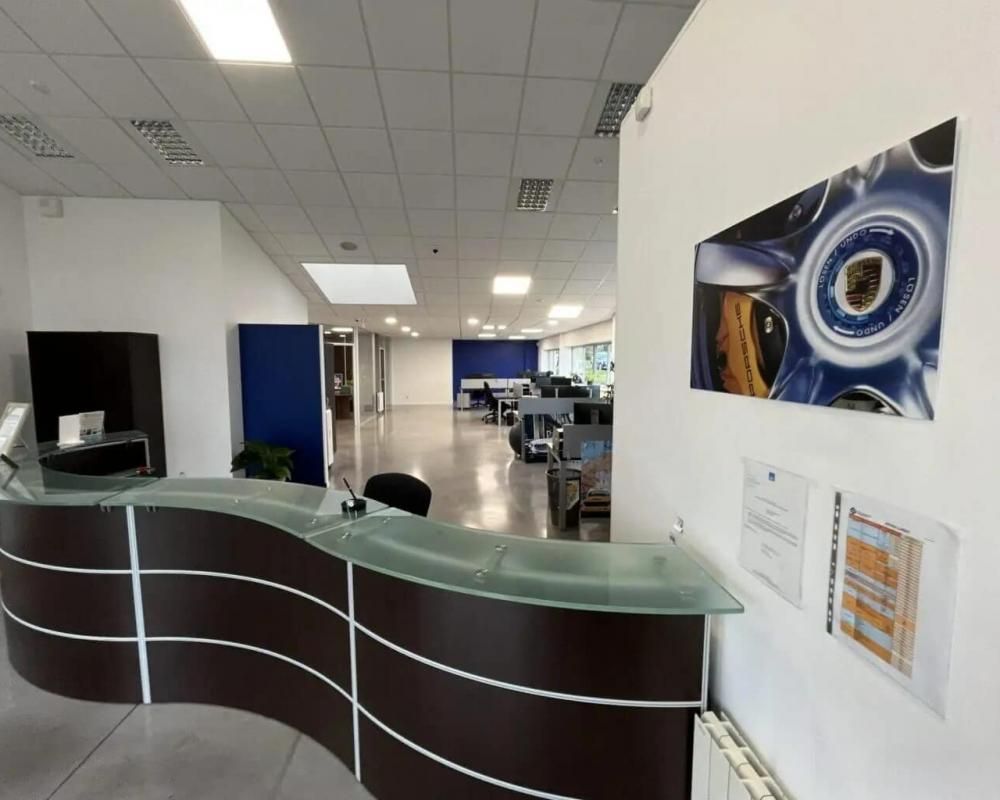 Location bureaux 400 m² non divisibles