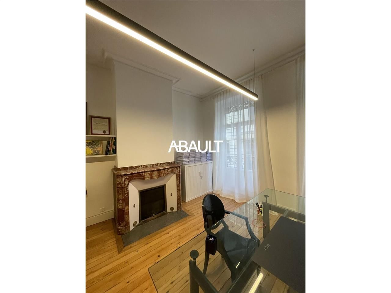 A LOUER BUREAUX TOULOUSE HYPERCENTRE RUE RIVALS D'ENVIRON 144 M2 PROCHE VICTOR HUGO ALSACE LORRAINE EXCELLENT ETAT 