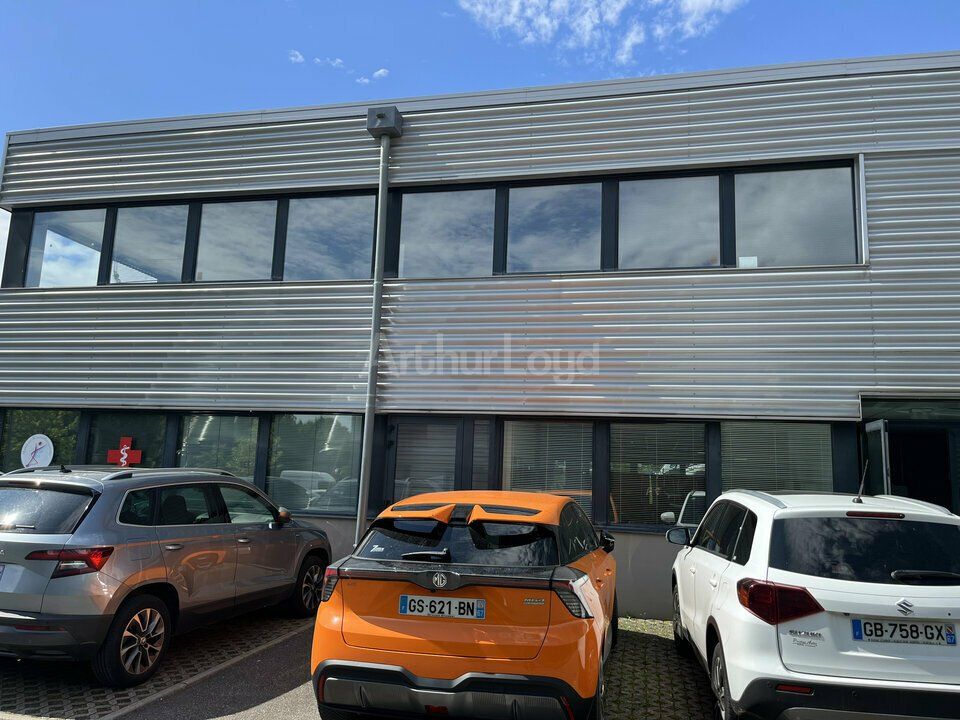 Vente bureaux 187 m² non divisibles