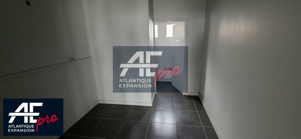 Local Commercial Angle de rue avec vitrine à louer 44600 Saint-Nazaire par Atlantique Expansion Pro