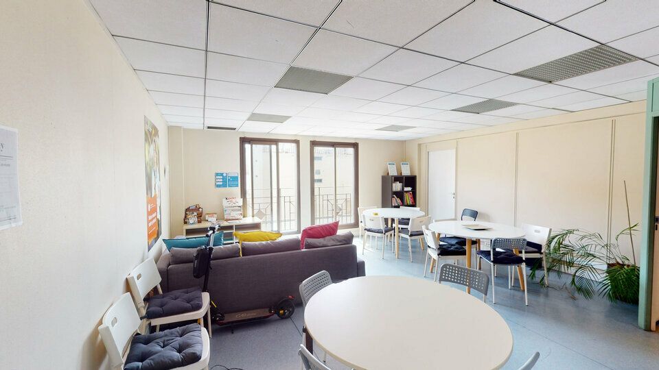 NICE CENTRE CARABACEL