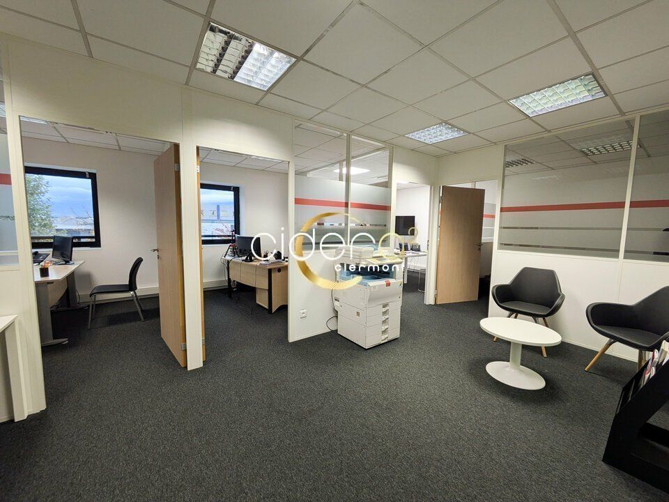 Location bureaux 66 m² non divisibles