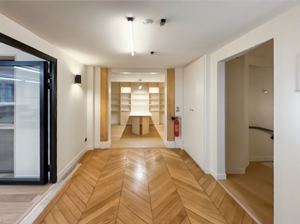 Location bureaux 325 m² non divisibles