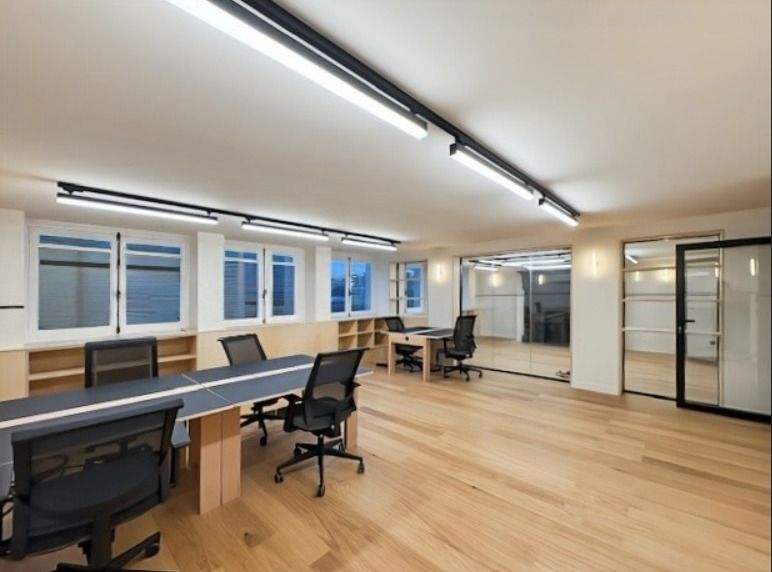 Location bureaux 325 m² non divisibles