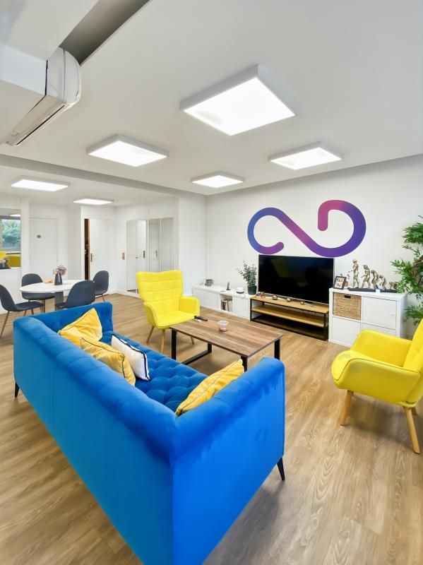 Location bureaux 99 m² non divisibles