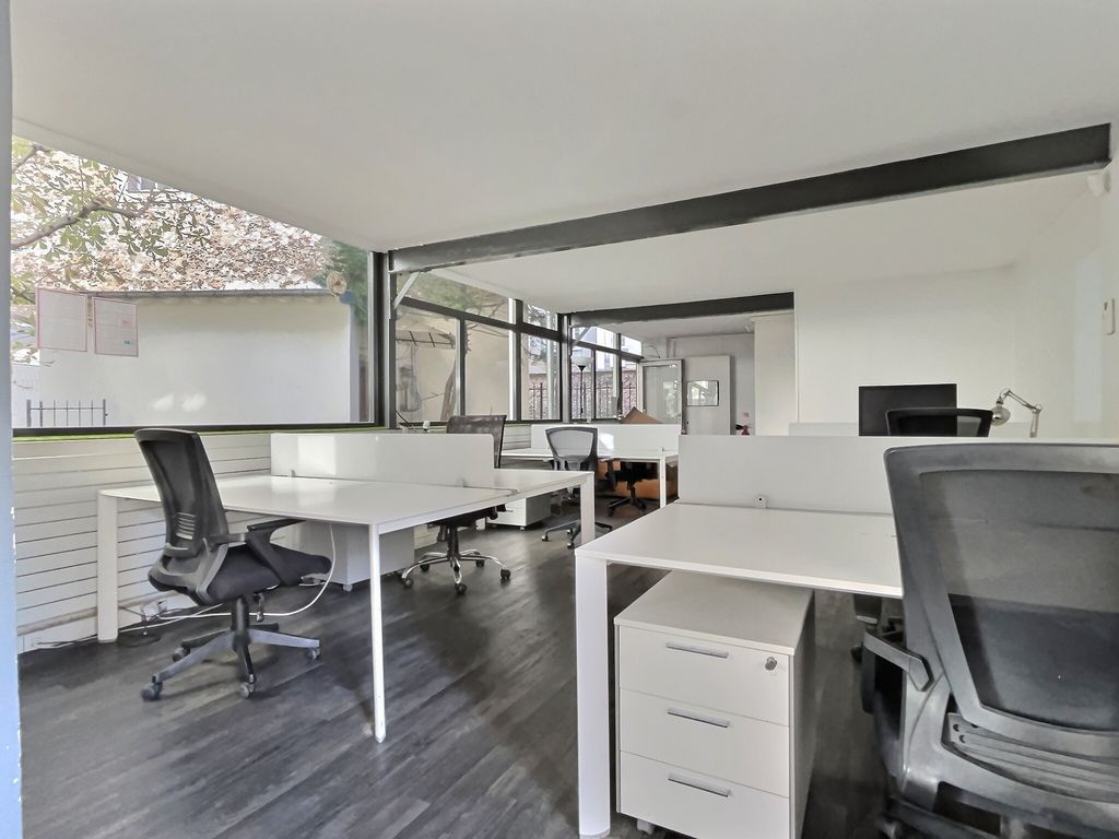 Location bureaux 135 m² non divisibles