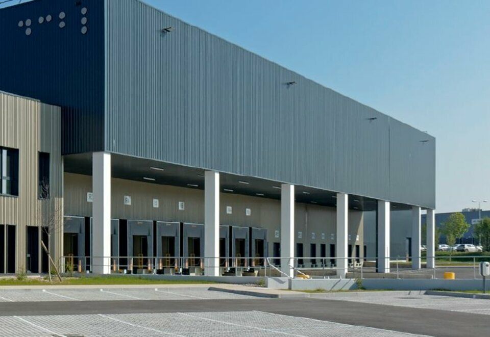 Location entrepot 5402 m² non divisibles