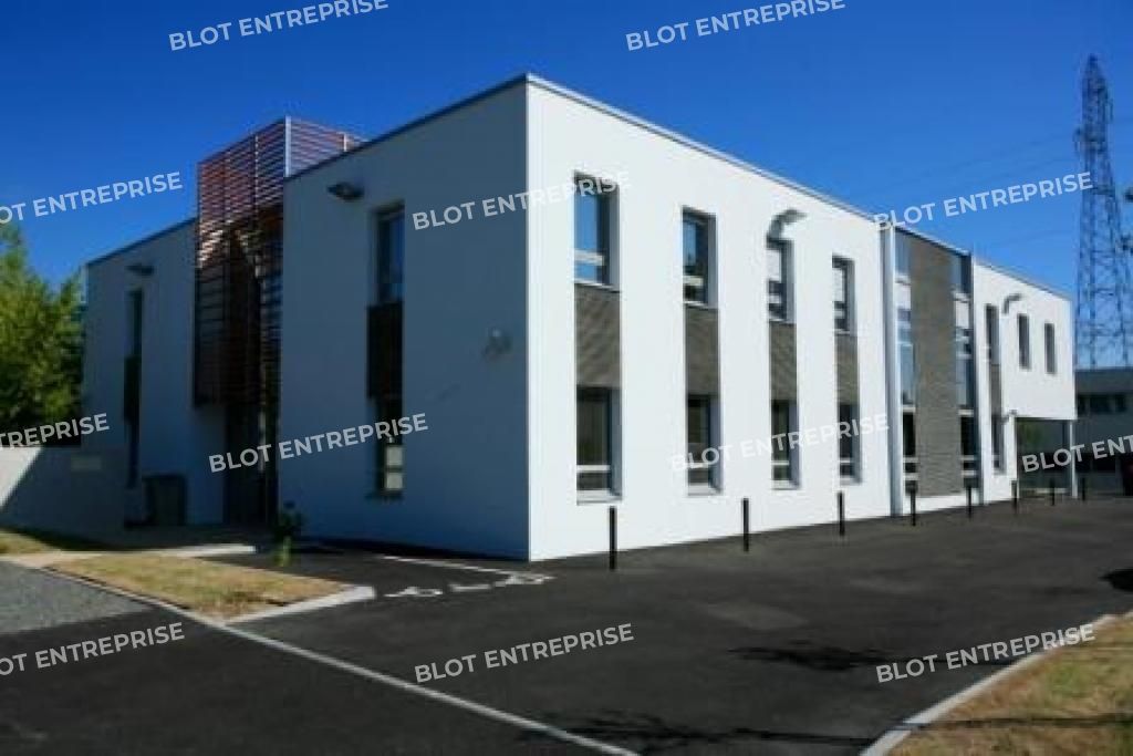 Location bureaux 275 m² non divisibles