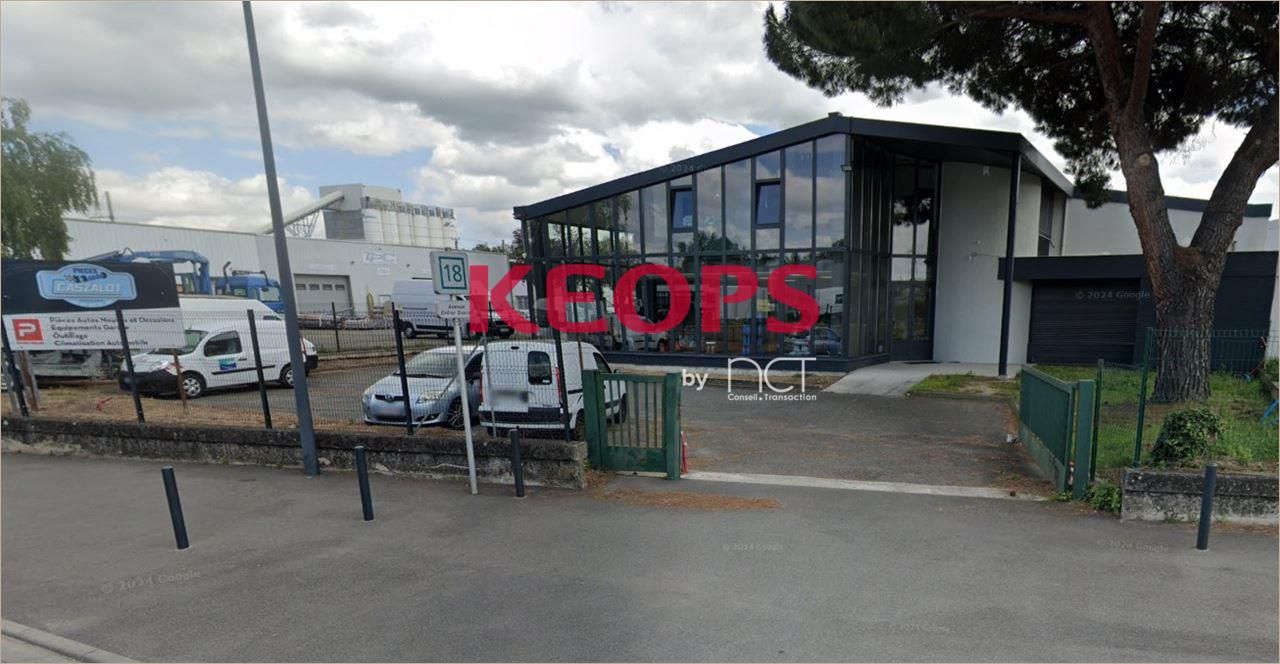 Location Locaux d'activité 1360 m² non divisibles