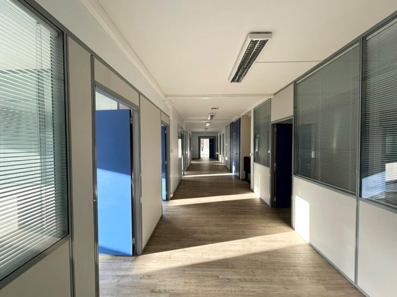 vente - bureaux - croix