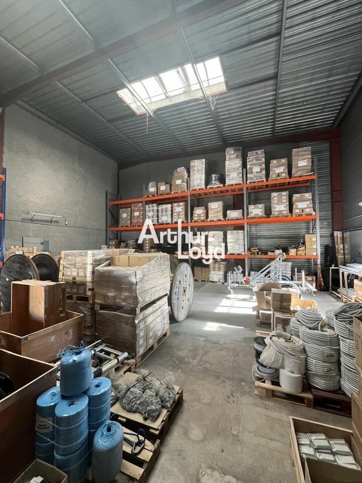 Location locaux mixtes 298 m² - Mandelieu