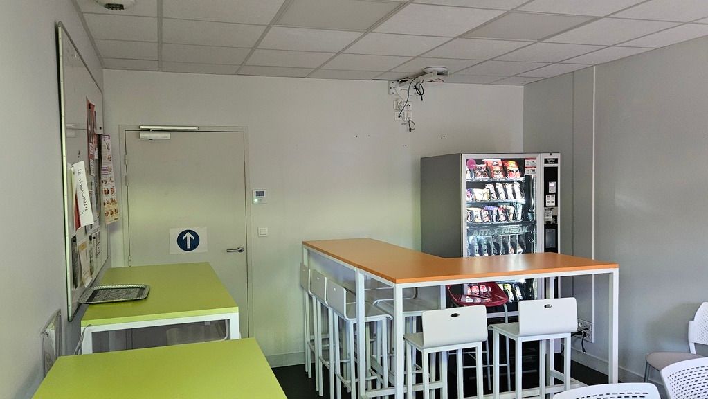 Vente immeuble 560 m² à ESTILLAC