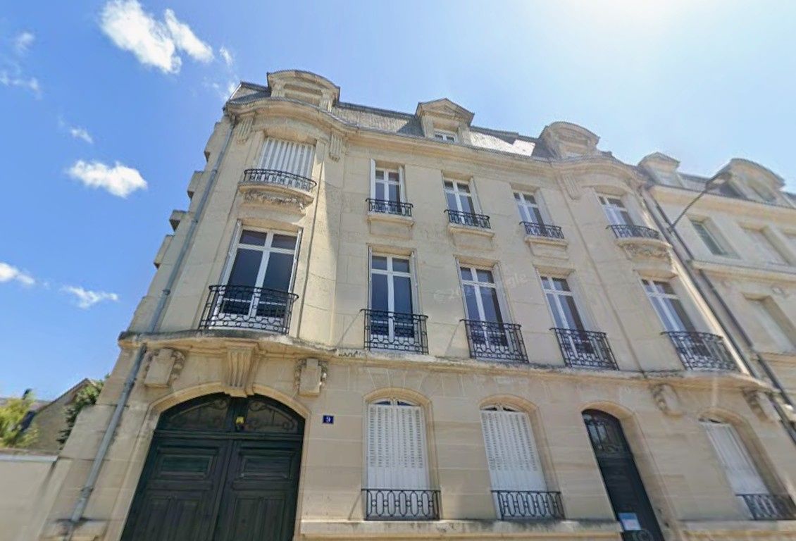 462 m² dispo à Reims
