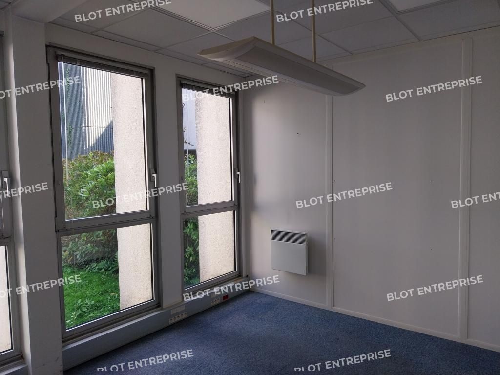 Location bureaux 409 m² non divisibles