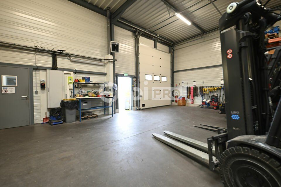 Location activité/entrepôt - 293 m²