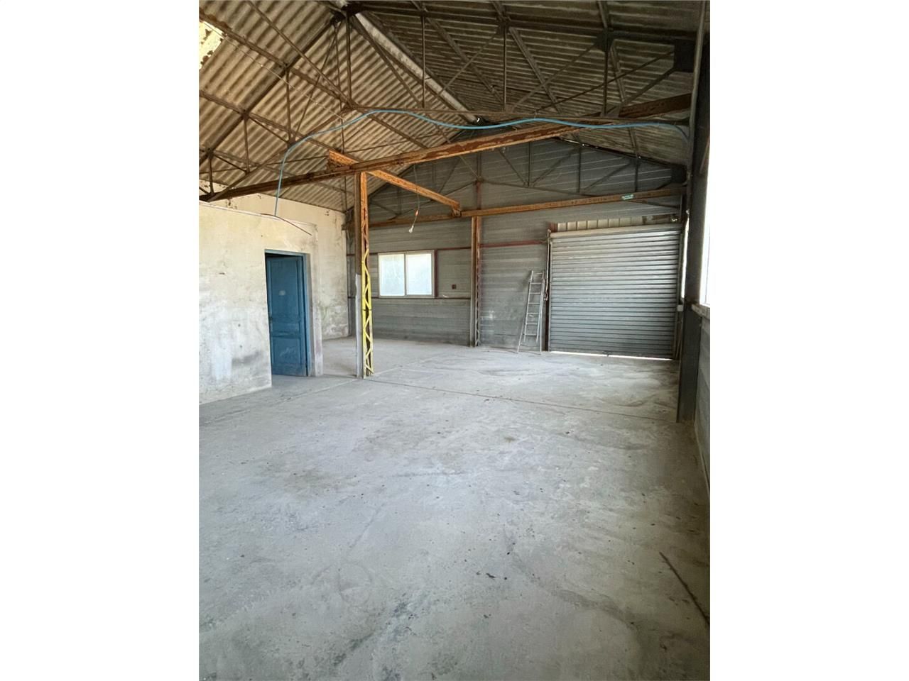 Location local 275.00 m² à LIMOGES