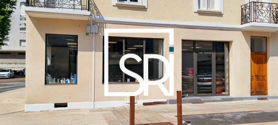 Vente local commercial 408 m² non divisibles